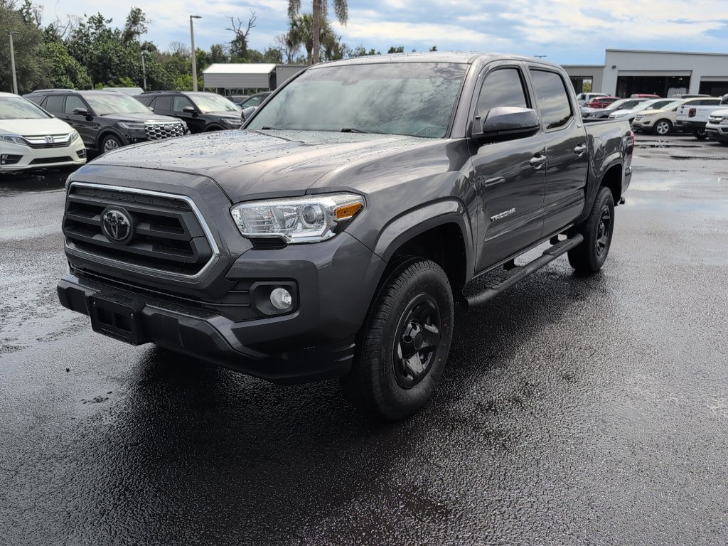 Used 2023 Toyota Tacoma SR5 RWD image 6
