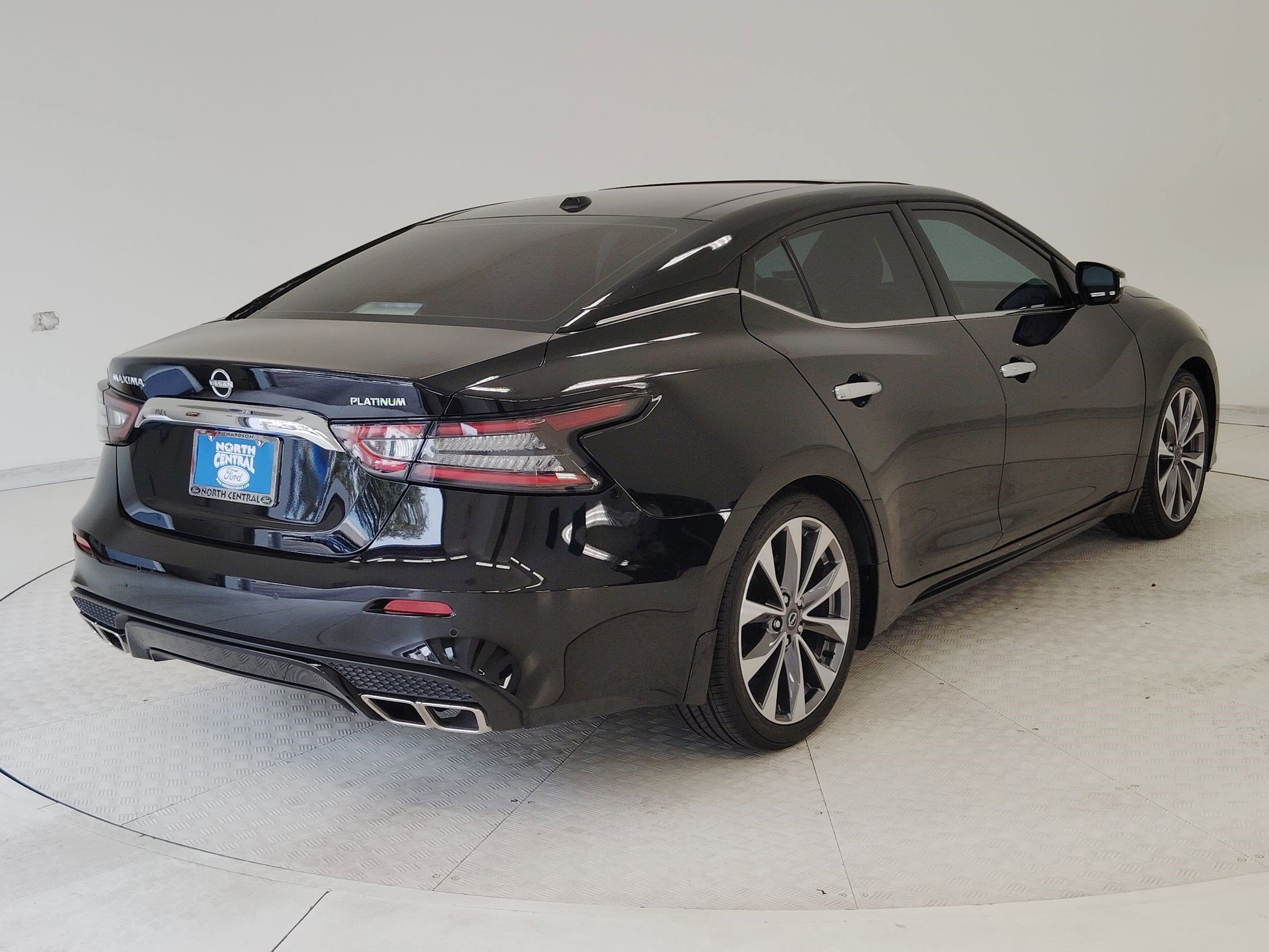 Used 2023 Nissan Maxima Platinum w/ Sport Mat Group image 6