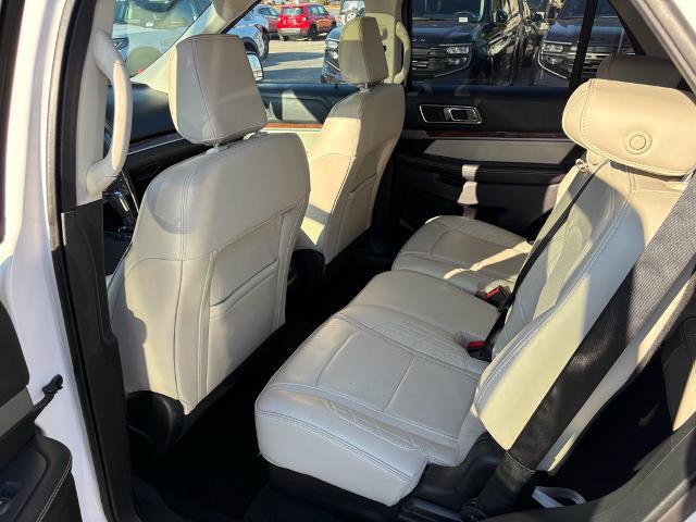 Certified 2018 Ford Explorer Platinum image 13