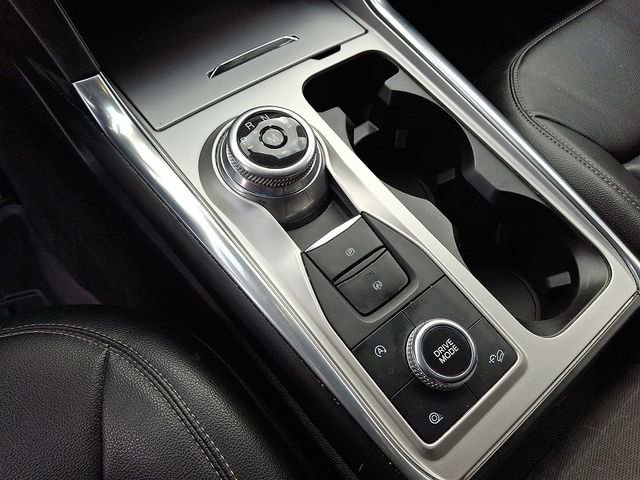 Certified 2020 Ford Explorer XLT w/ Equipment Group 202A image 23