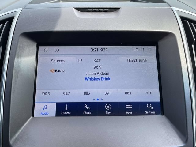 Certified 2020 Ford Edge Titanium w/ Equipment Group 301A AWD/4WD image 20