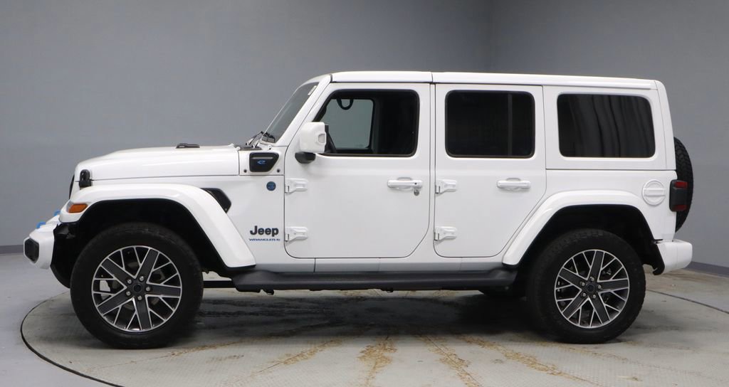 Used 2024 Jeep Wrangler High Altitude image 2