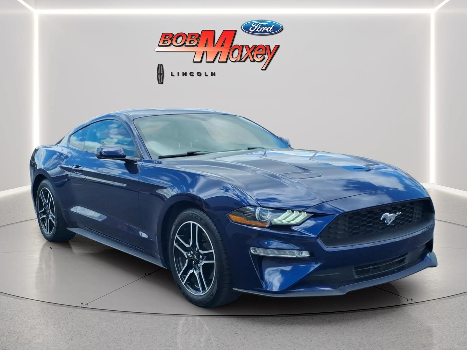 Certified 2019 Ford Mustang Premium w/ Equipment Group 201A RWD image 3