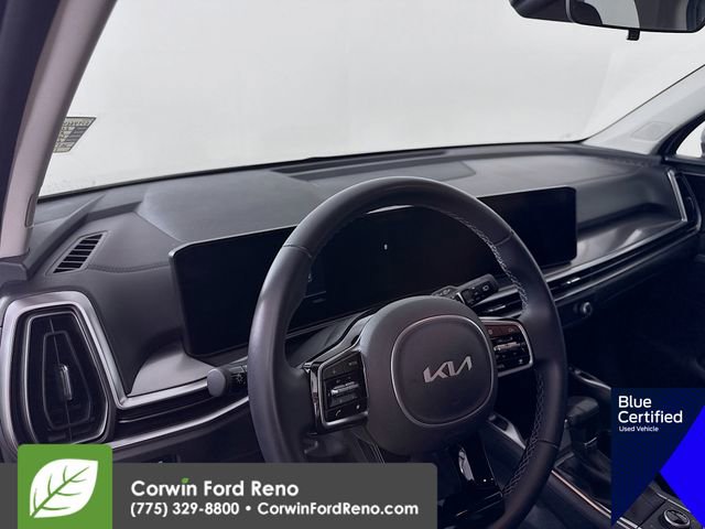 Used 2025 Kia Sorento S AWD/4WD image 12