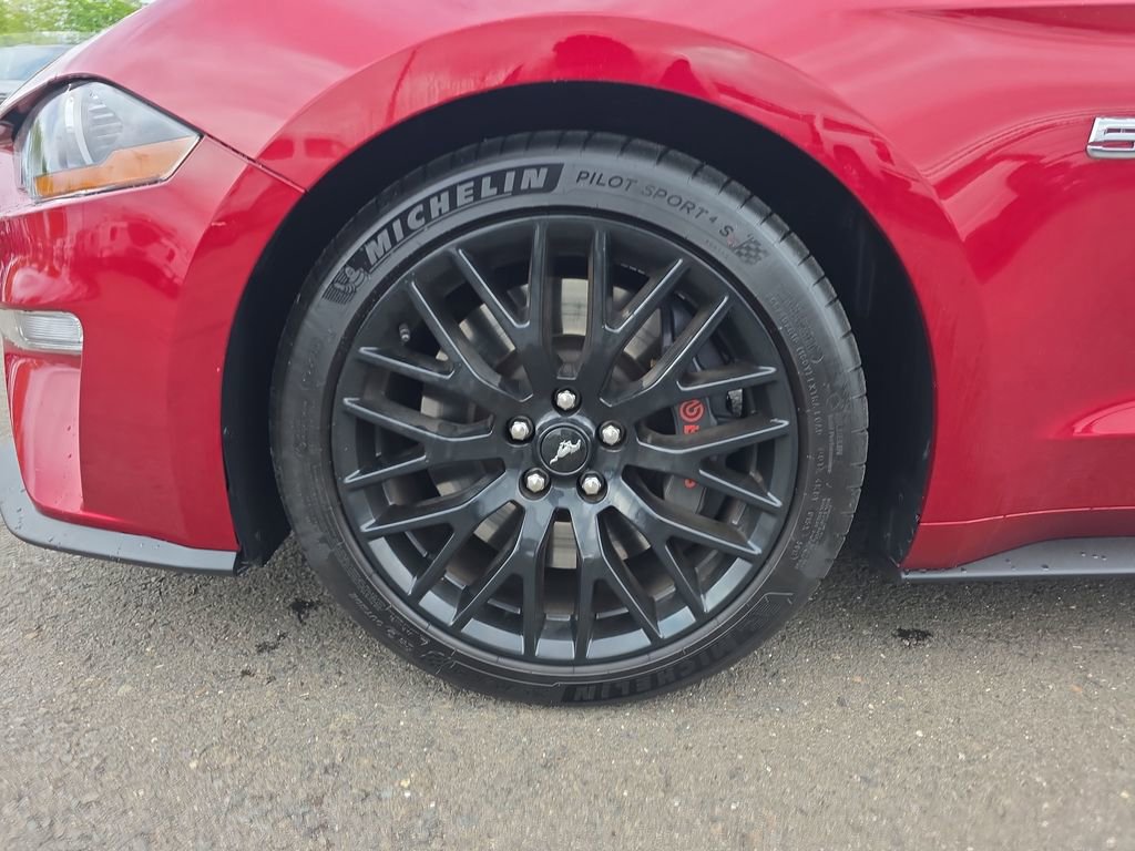 Certified 2018 Ford Mustang GT Premium w/ GT Performance Package RWD image 14