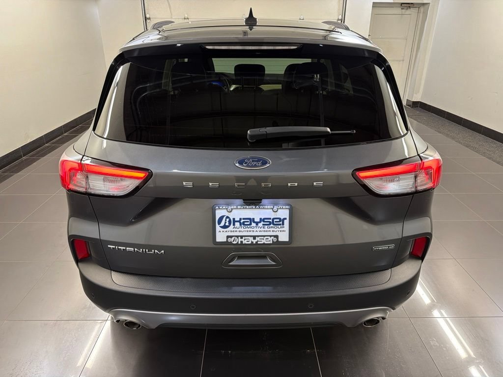 Certified 2022 Ford Escape Titanium w/ Titanium Elite Package AWD/4WD image 5