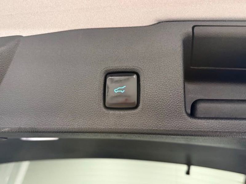 Certified 2024 Ford Escape Active image 34