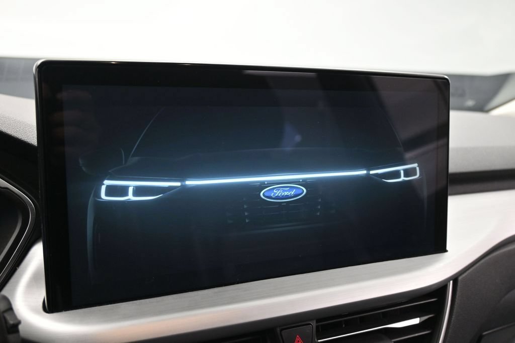 Certified 2023 Ford Escape Platinum AWD/4WD image 16