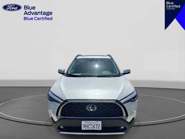 Used 2023 Toyota Corolla Cross XLE w/ Convenience Package FWD image 4