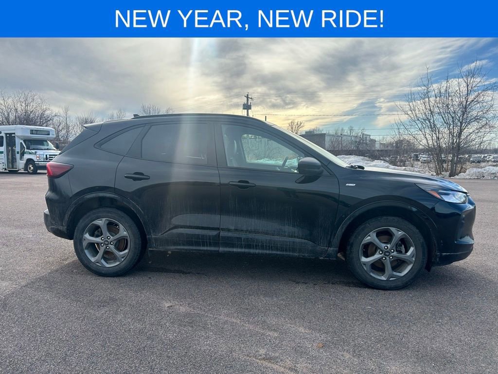 Certified 2024 Ford Escape ST-Line w/ Tech Pack #1 image 7