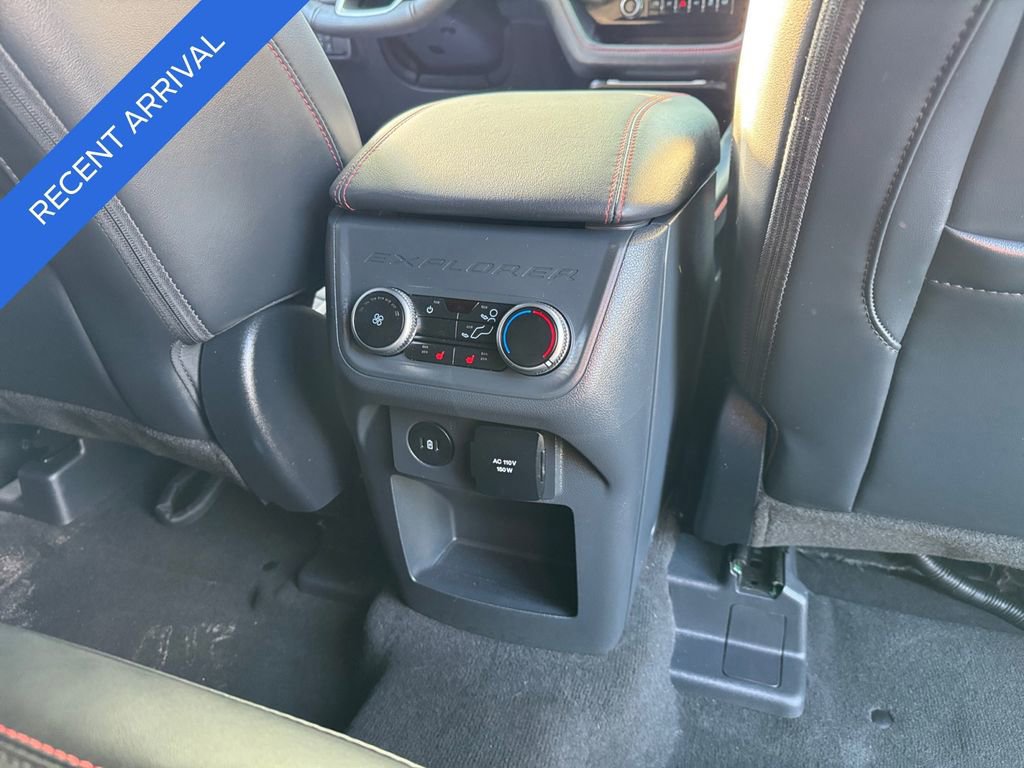 Certified 2025 Ford Explorer ST-Line w/ Premium Package image 19