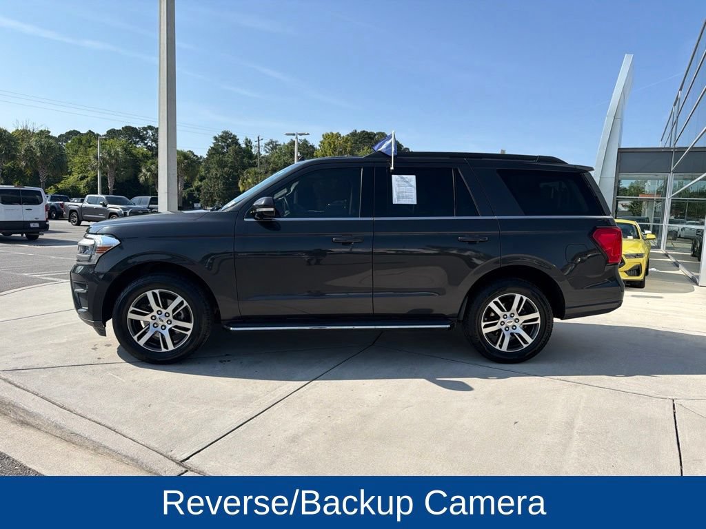Certified 2022 Ford Expedition XLT RWD image 5
