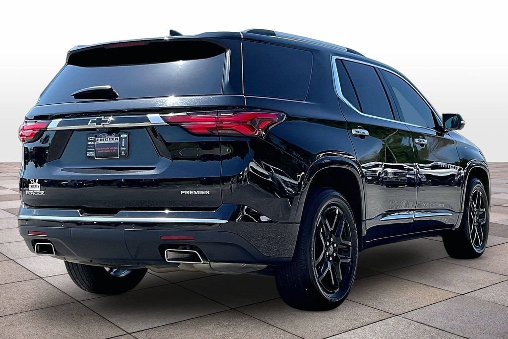 Used 2022 Chevrolet Traverse Premier w/ LPO, Floor Liner Package FWD image 13
