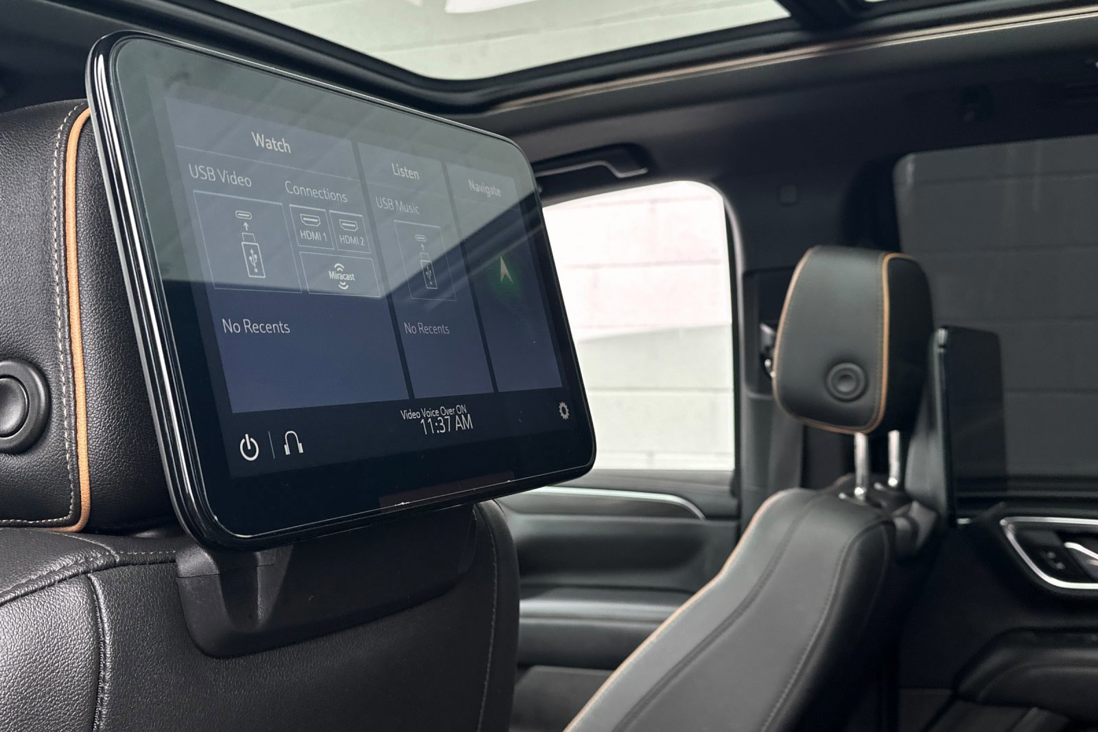 Used 2021 GMC Yukon AT4 w/ AT4 Premium Plus Package image 16