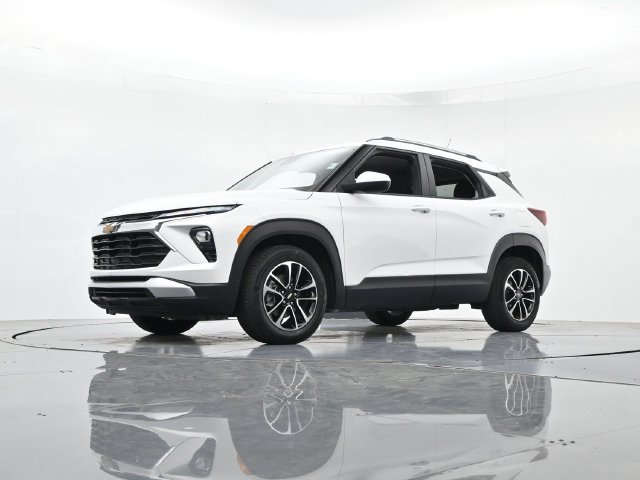 Used 2024 Chevrolet TrailBlazer LT FWD image 36