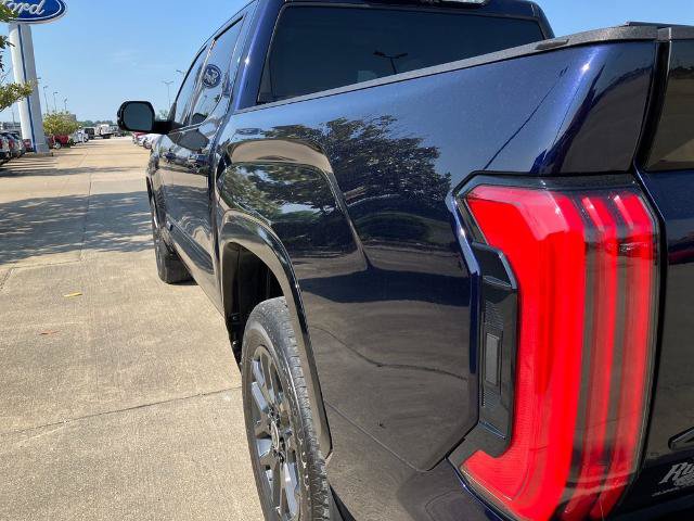 Used 2024 Toyota Tundra Platinum AWD/4WD image 17