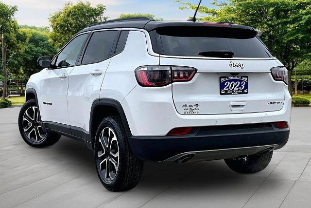 Used 2023 Jeep Compass Limited AWD/4WD image 2