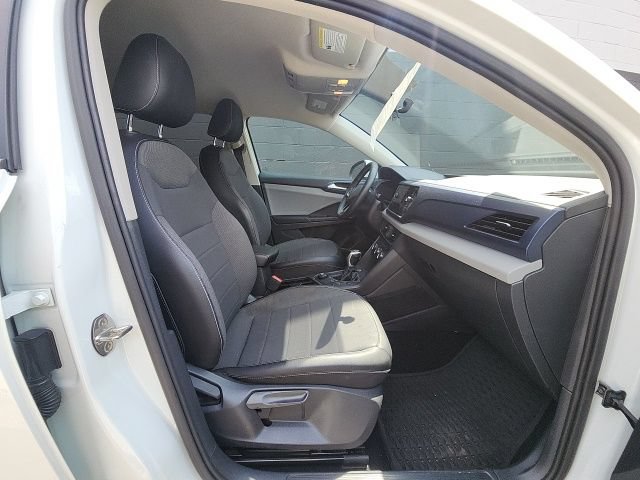 Used 2022 Volkswagen Taos SE AWD/4WD image 10