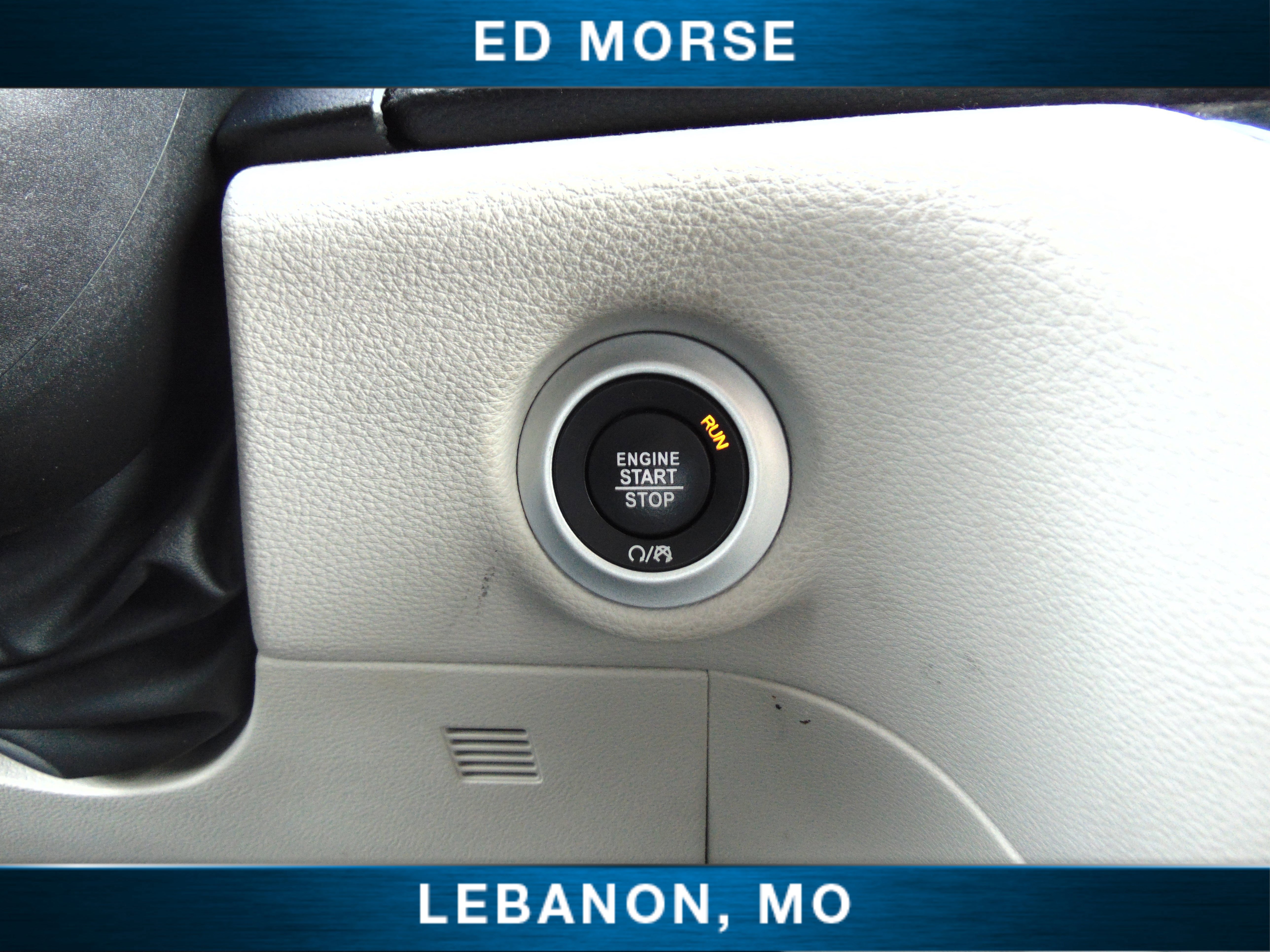 Used 2023 Chrysler Pacifica Limited image 23