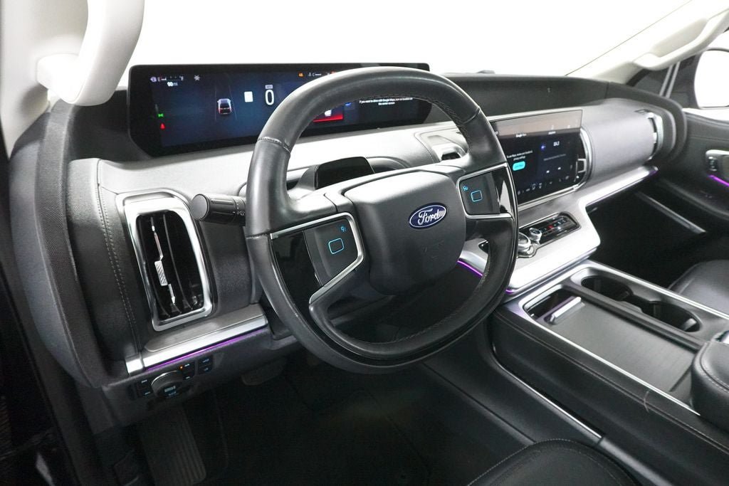 Certified 2025 Ford Expedition Platinum AWD/4WD image 27