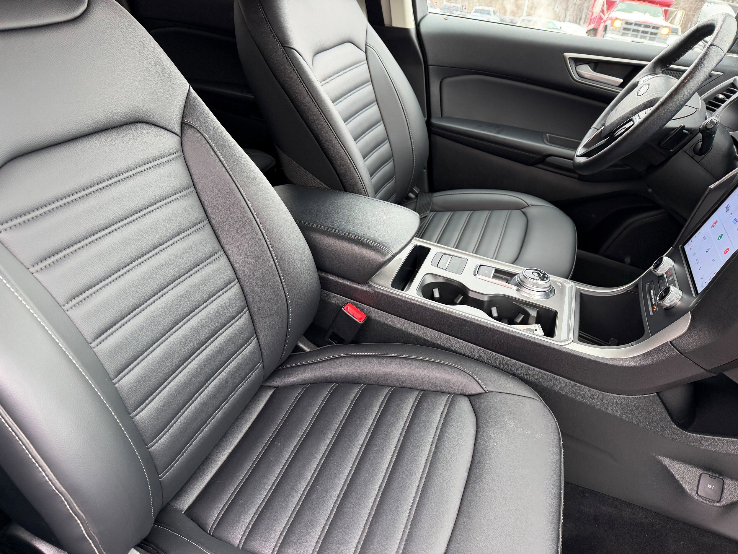 Certified 2024 Ford Edge SEL w/ Convenience Package AWD/4WD image 25