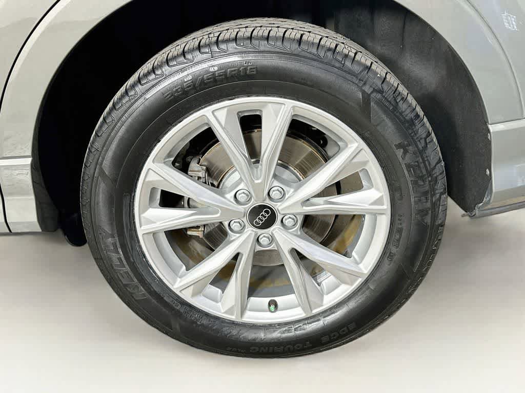 Used 2025 Audi Q3 2.0T Premium AWD/4WD image 8