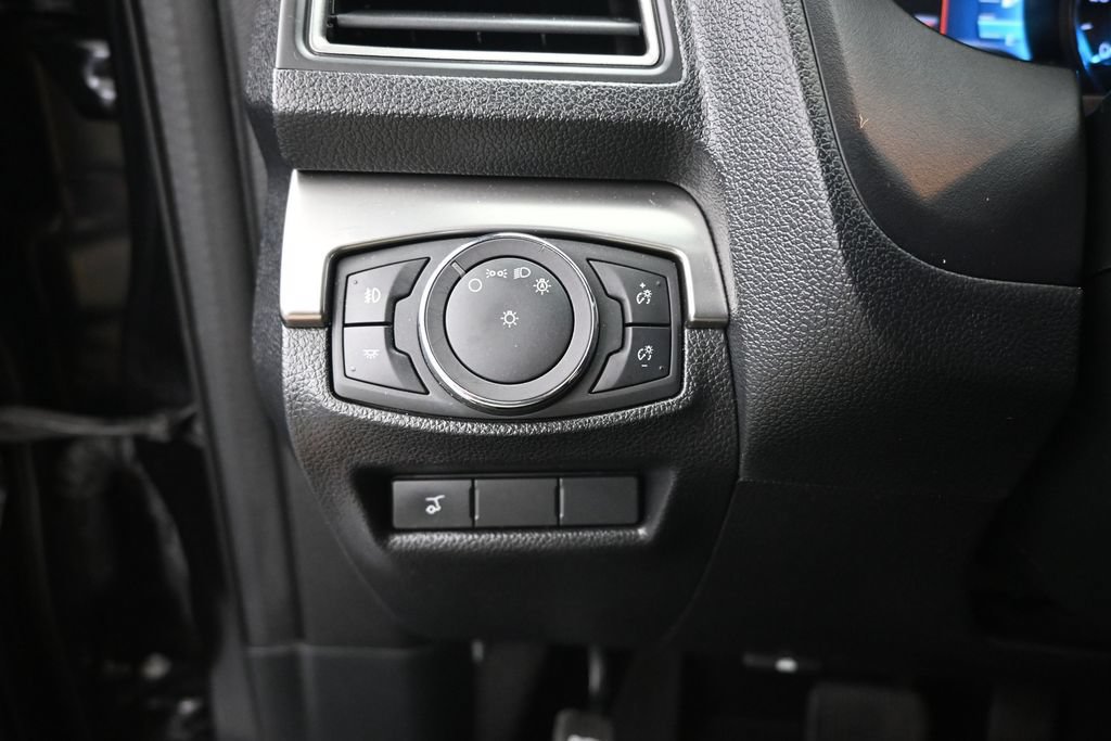 Certified 2019 Ford Explorer XLT FWD image 22