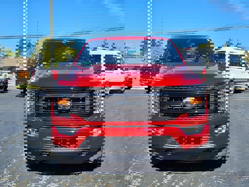 Certified 2022 Ford F150 XLT w/ Equipment Group 302A High image 6