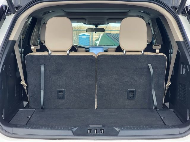 Certified 2023 Ford Explorer XLT w/ Equipment Group 202A image 22