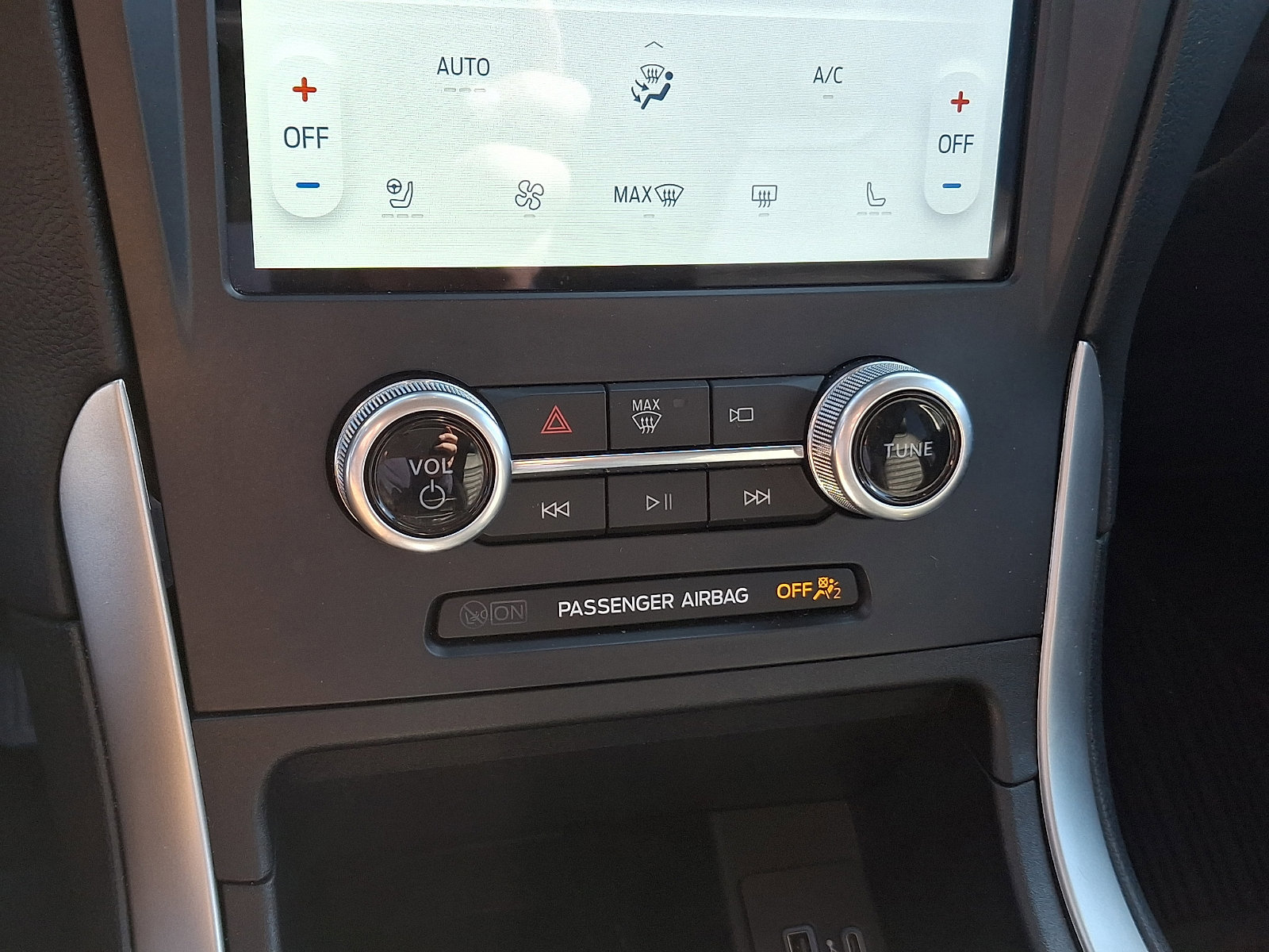 Certified 2022 Ford Edge SEL w/ Convenience Package image 15