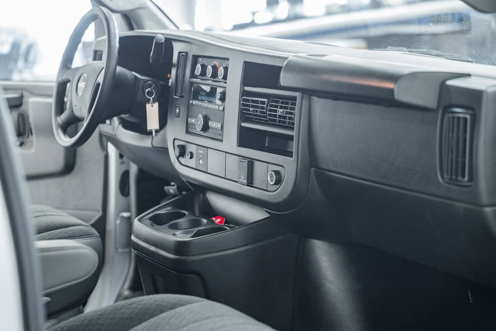 Used 2024 GMC Savana 2500 w/ Driver Convenience Package image 22
