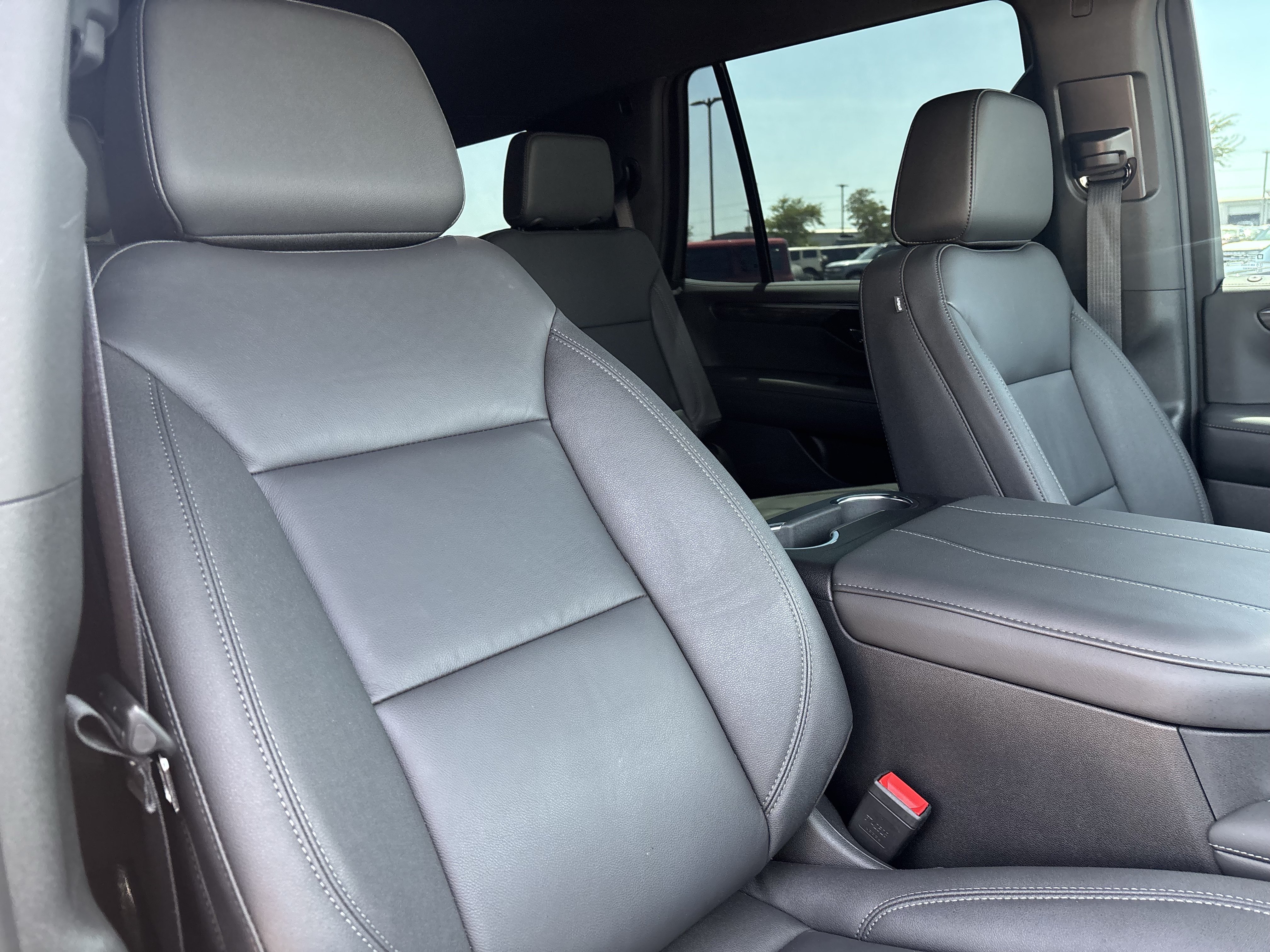 Used 2026 Chevrolet Tahoe LT w/ Comfort Package RWD image 28