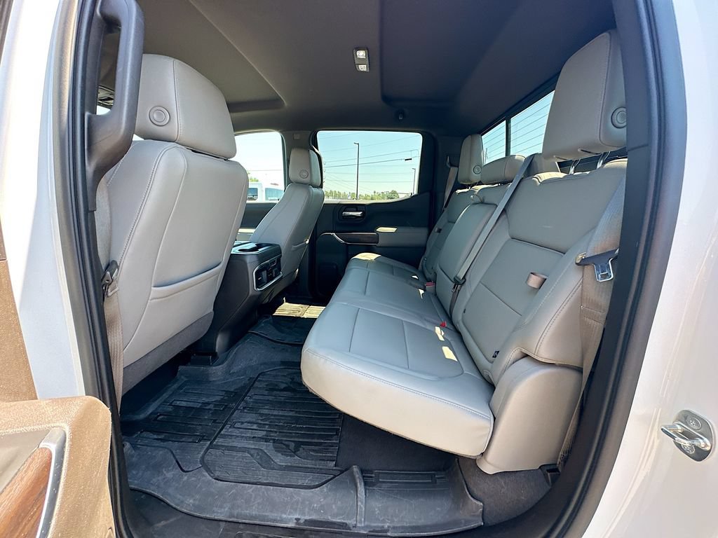 Used 2019 GMC Sierra 1500 SLT w/ SLT Premium Plus Package AWD/4WD image 17
