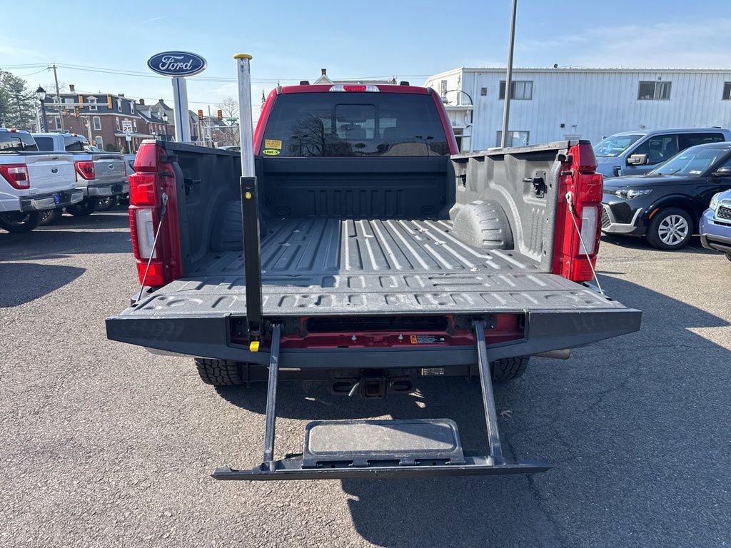 Certified 2020 Ford F350 Lariat w/ Lariat Ultimate Package image 14