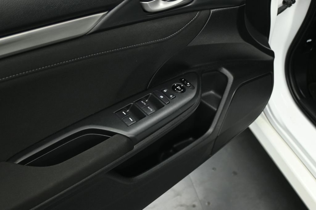 Used 2021 Honda Civic EX image 7