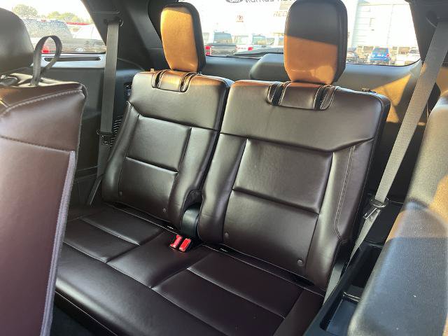 Certified 2025 Ford Explorer Platinum AWD/4WD image 17