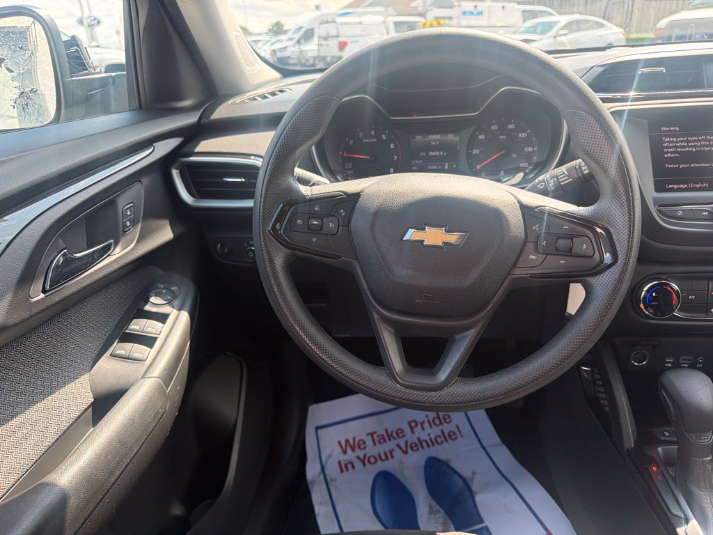 Used 2021 Chevrolet TrailBlazer LS FWD image 18