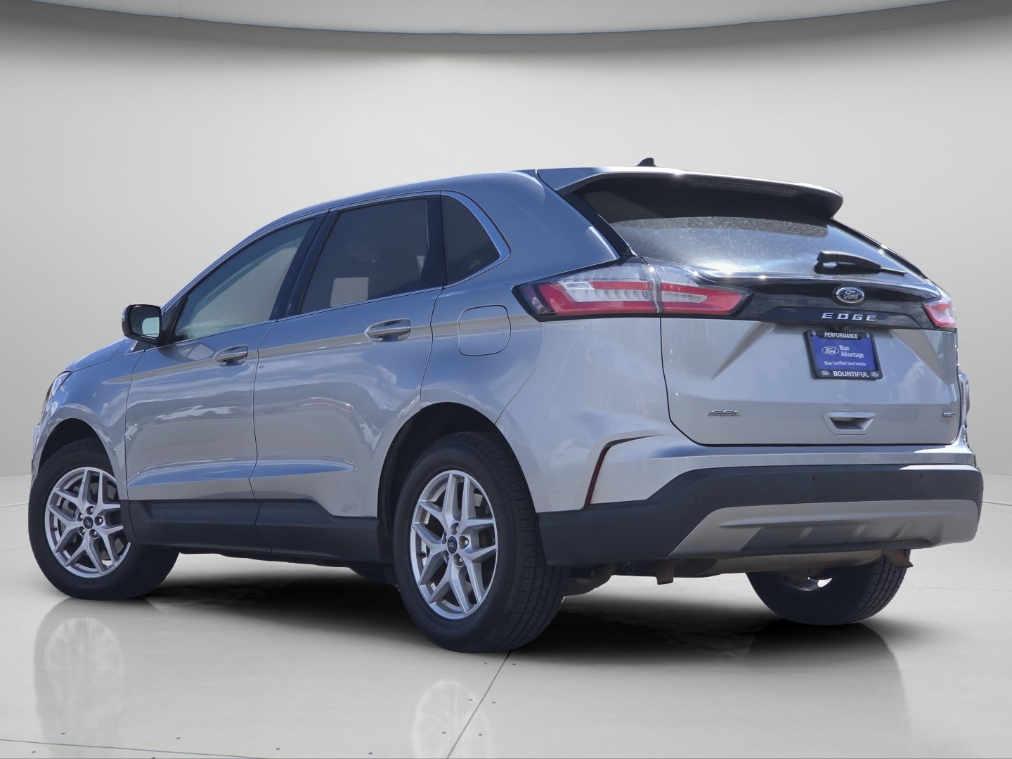 Certified 2022 Ford Edge SEL AWD/4WD image 17