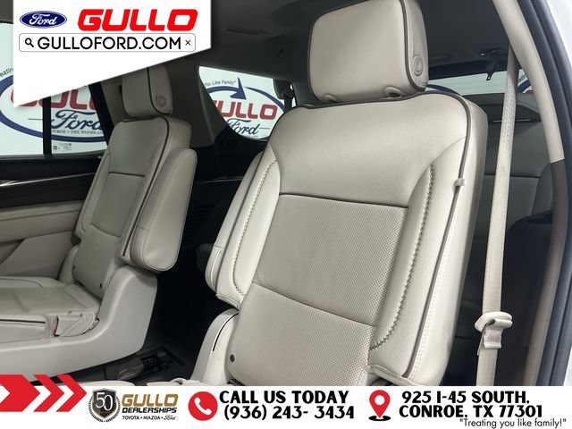 Used 2022 GMC Yukon Denali w/ Denali Premium Package AWD/4WD image 14