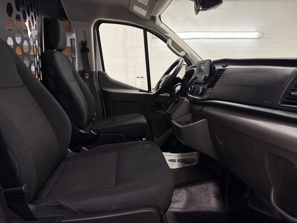 Certified 2025 Ford Transit 250 Low Roof w/ Exterior Upgrade Package RWD image 29