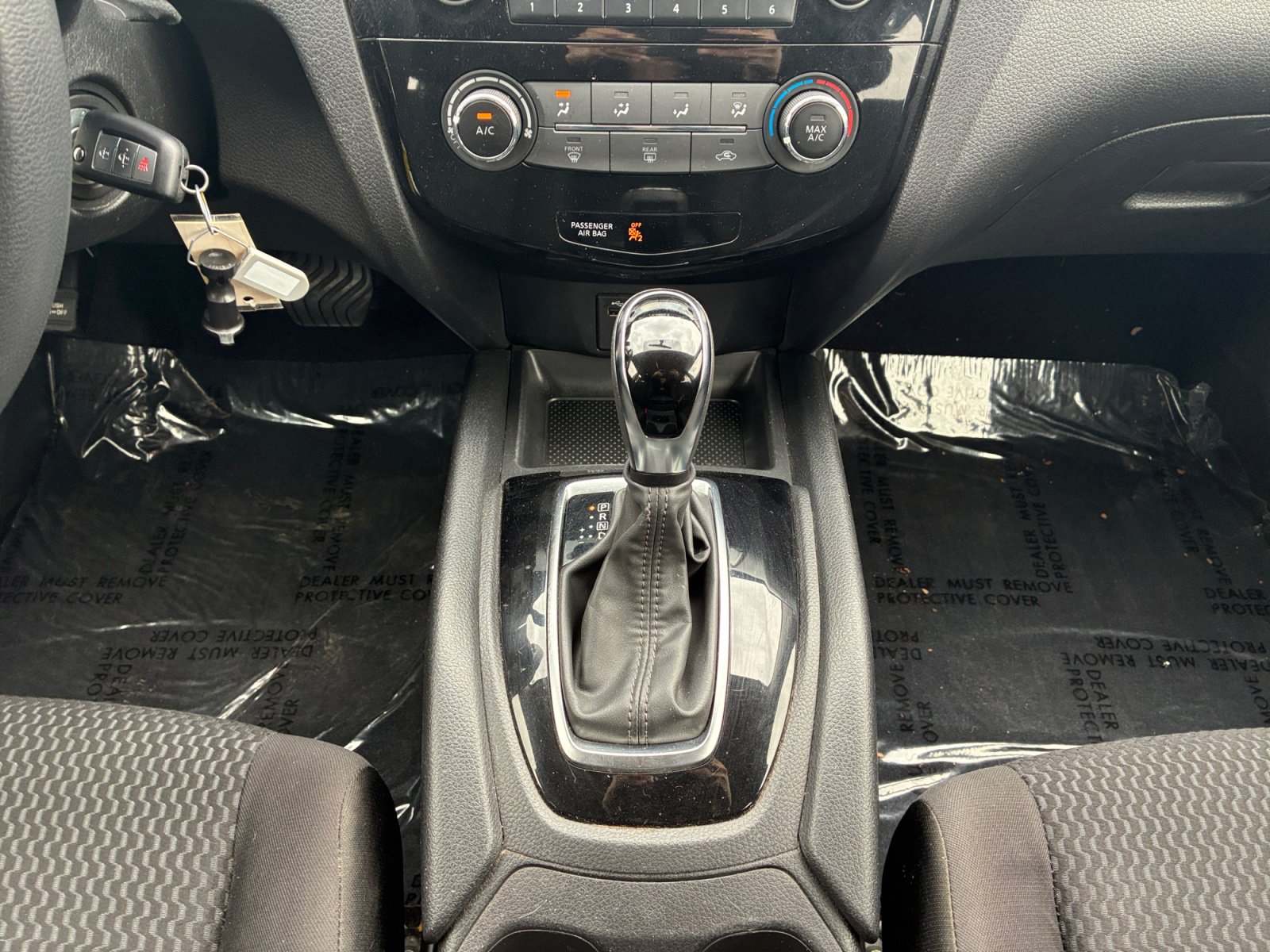 Used 2018 Nissan Rogue Sport S AWD/4WD image 30