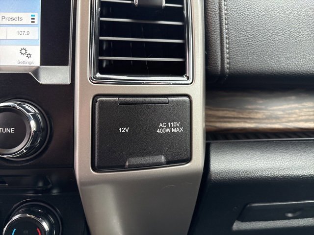 Certified 2018 Ford F150 Lariat image 35