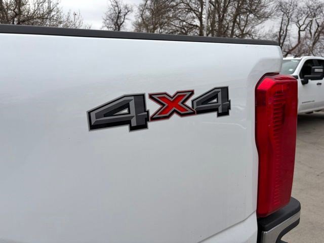 Certified 2025 Ford F250 XLT image 13