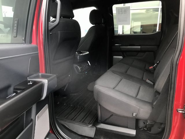 Certified 2022 Ford F150 XLT w/ Equipment Group 302A High image 18