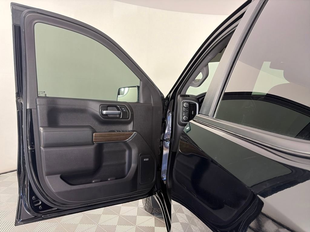 Used 2020 Chevrolet Silverado 1500 RST w/ Texas Edition image 10