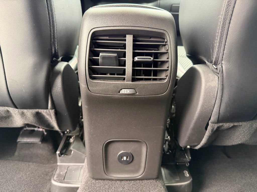 Certified 2025 Ford Escape ST-Line Select w/ Tech Pack #2 AWD/4WD image 16