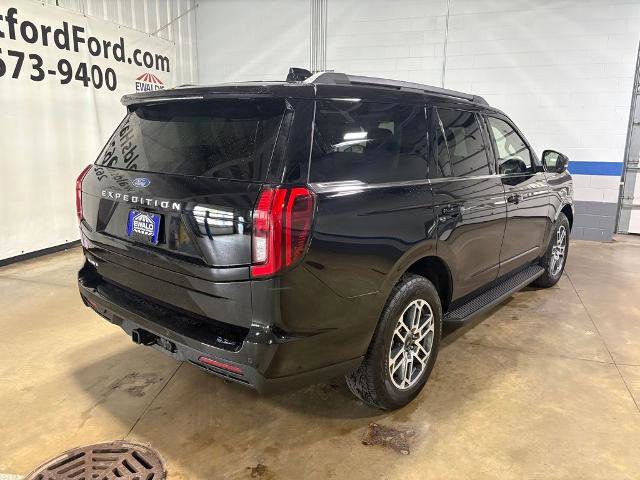 Certified 2025 Ford Expedition Active AWD/4WD image 10