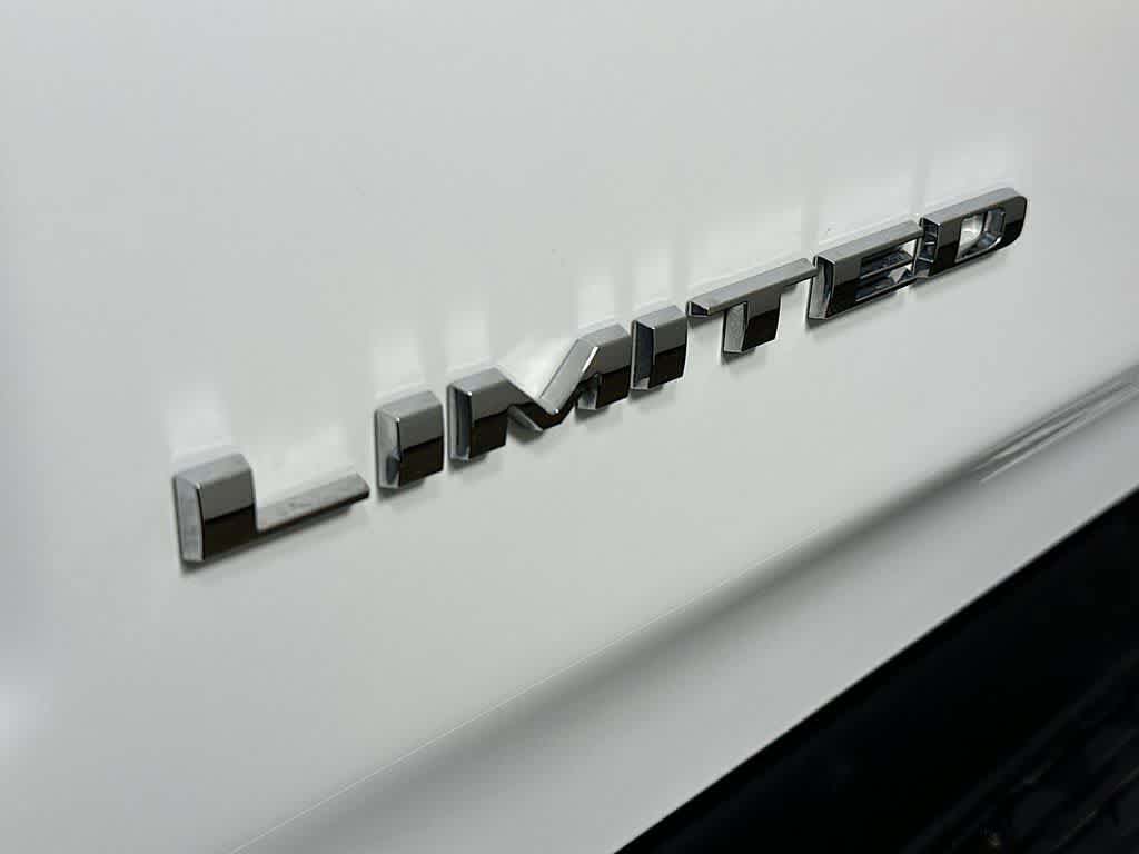 Used 2024 RAM 1500 Limited w/ Trailer Tow Group AWD/4WD image 7