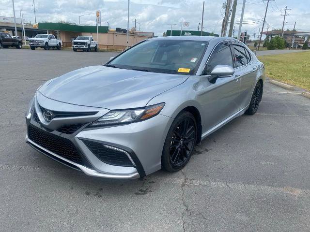 Used 2024 Toyota Camry XSE image 3