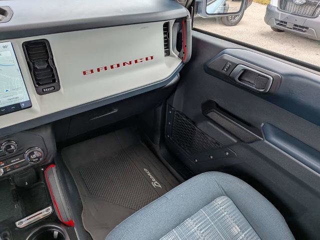 Certified 2025 Ford Bronco Heritage Edition AWD/4WD image 15